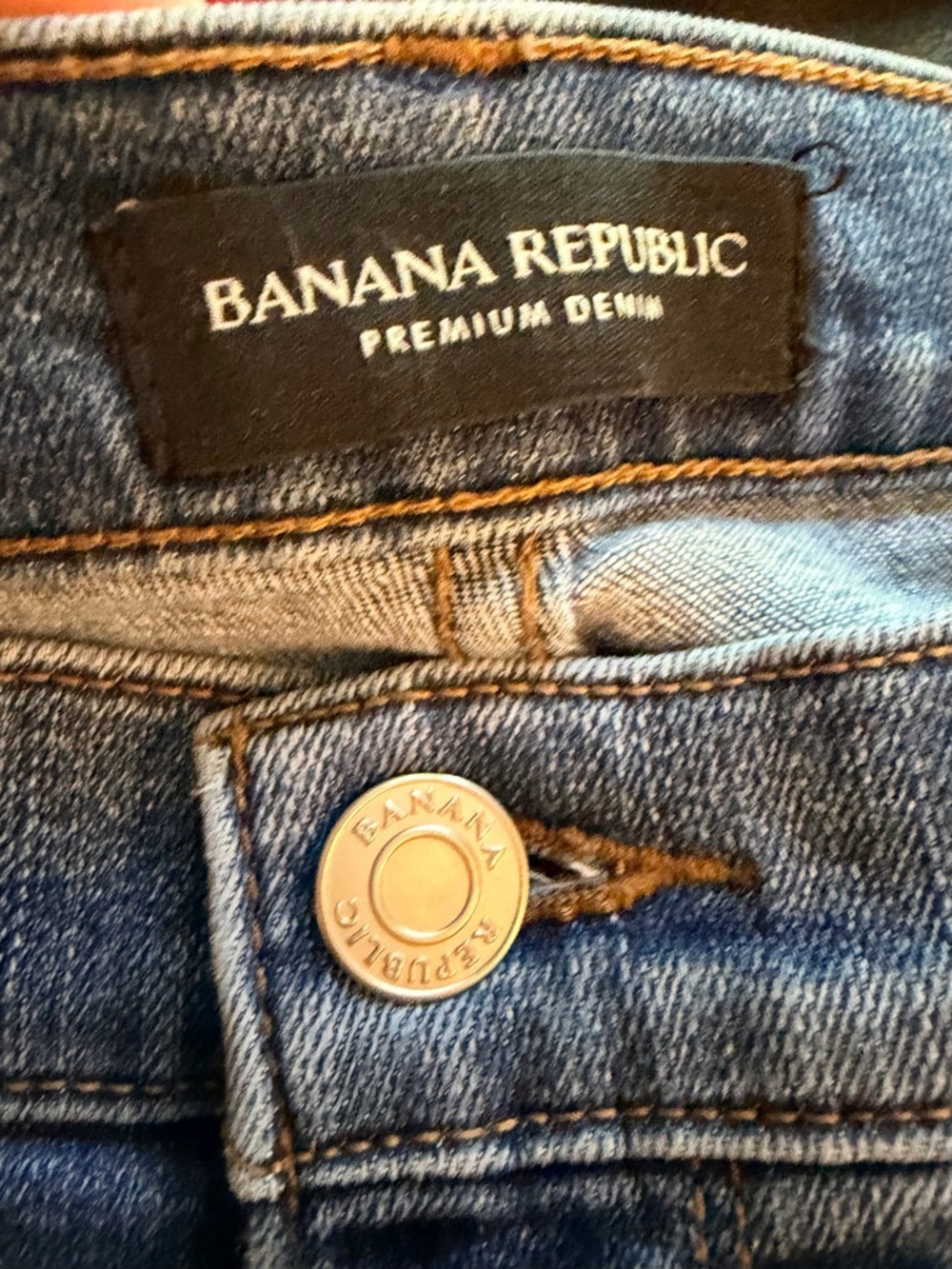 Banana Republic Mid-Rise Girlfriend Jeans – Medium Wash (Women’s Size 27) - Picture 6 of 6